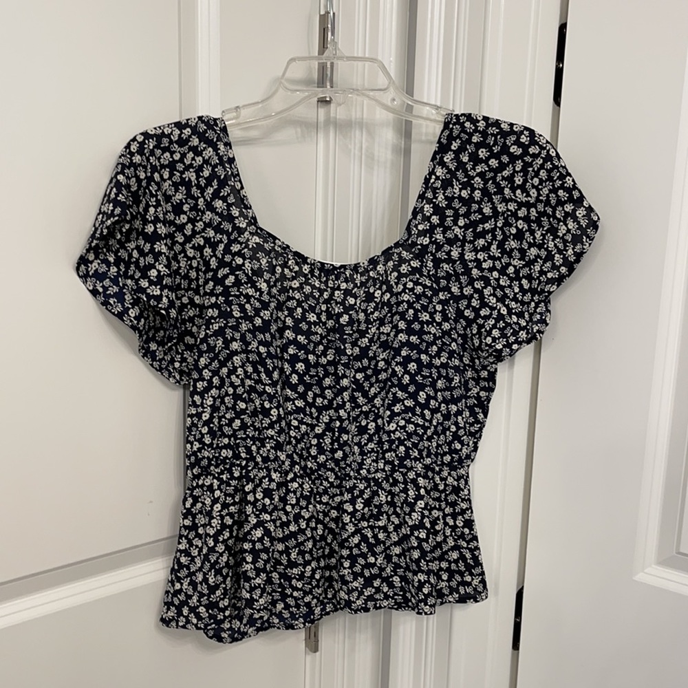 Frilly summer blouse - Picture 2 of 2